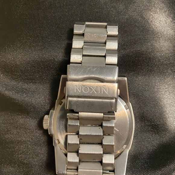 Nixon Corporal Stainless Steel - Picture 2 of 3